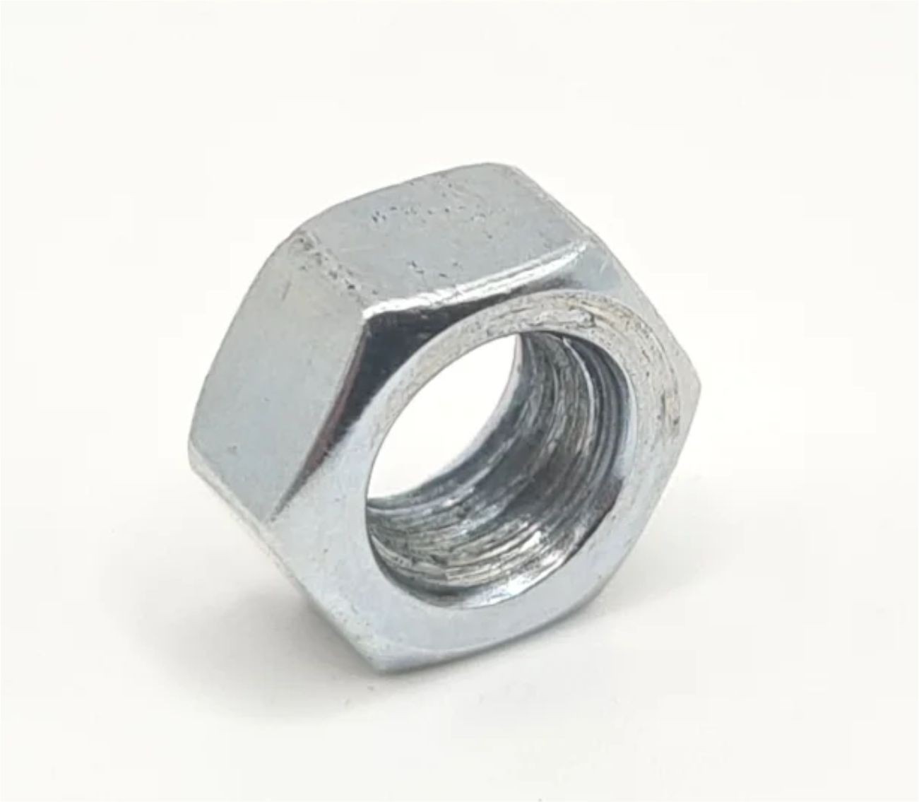 DADO M10 (1kg=100copa)
